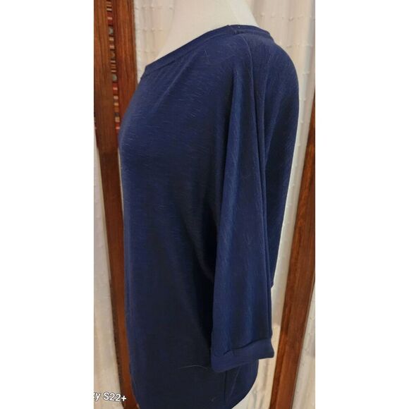 T23 Gilli brand blue Knit with elbow-length bat wing sleeves NWT - Picture 6 of 8